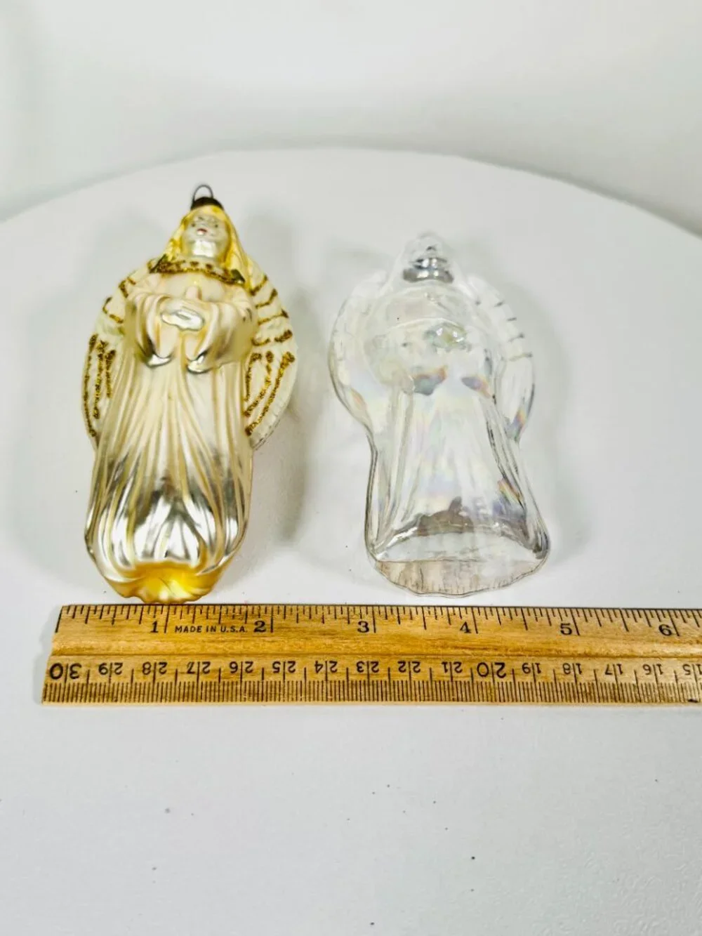 2 Whitehurts Blown Glass 5.5